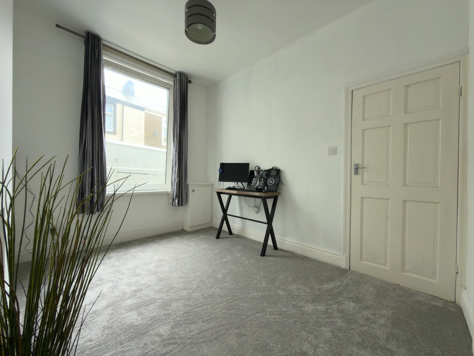 Terraced House in Blackburn 5