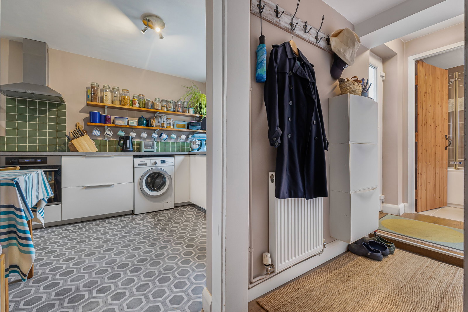 Terraced House for sale in Sevenoaks, Crow Hill, Borough Green, Sevenoaks, 938 m²