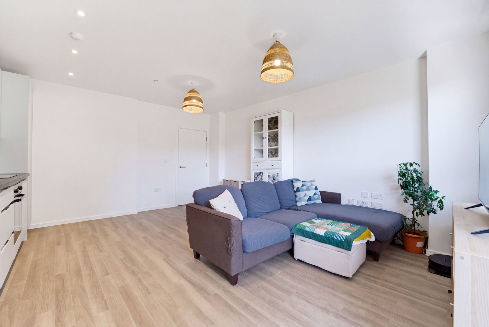 Apartment in Hounslow 3