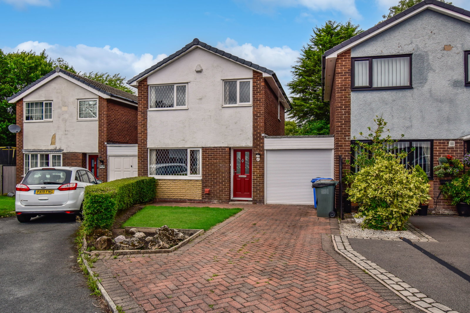 Link Detached House in Preston