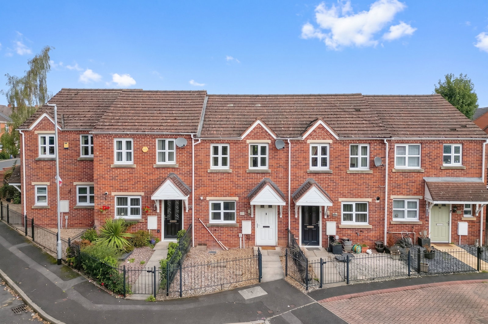 Terraced House for sale in Burntwood, Willett Avenue, Burntwood, 667 m²