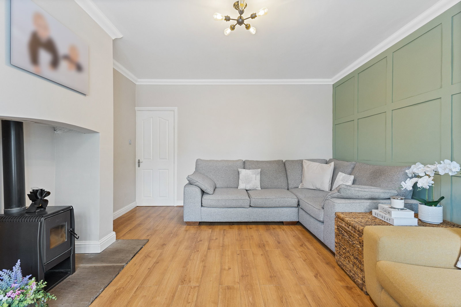 End Of Terrace House for sale in Knottingley, North Road Cottages, Fairburn, 862 m²