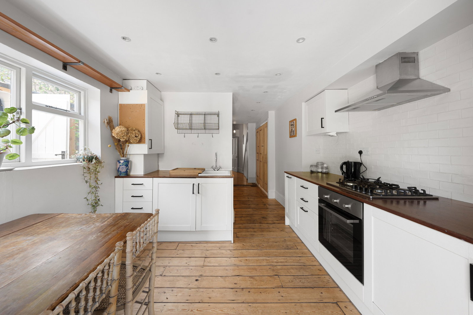 Flat for sale in London, Carden Road, London, SE15