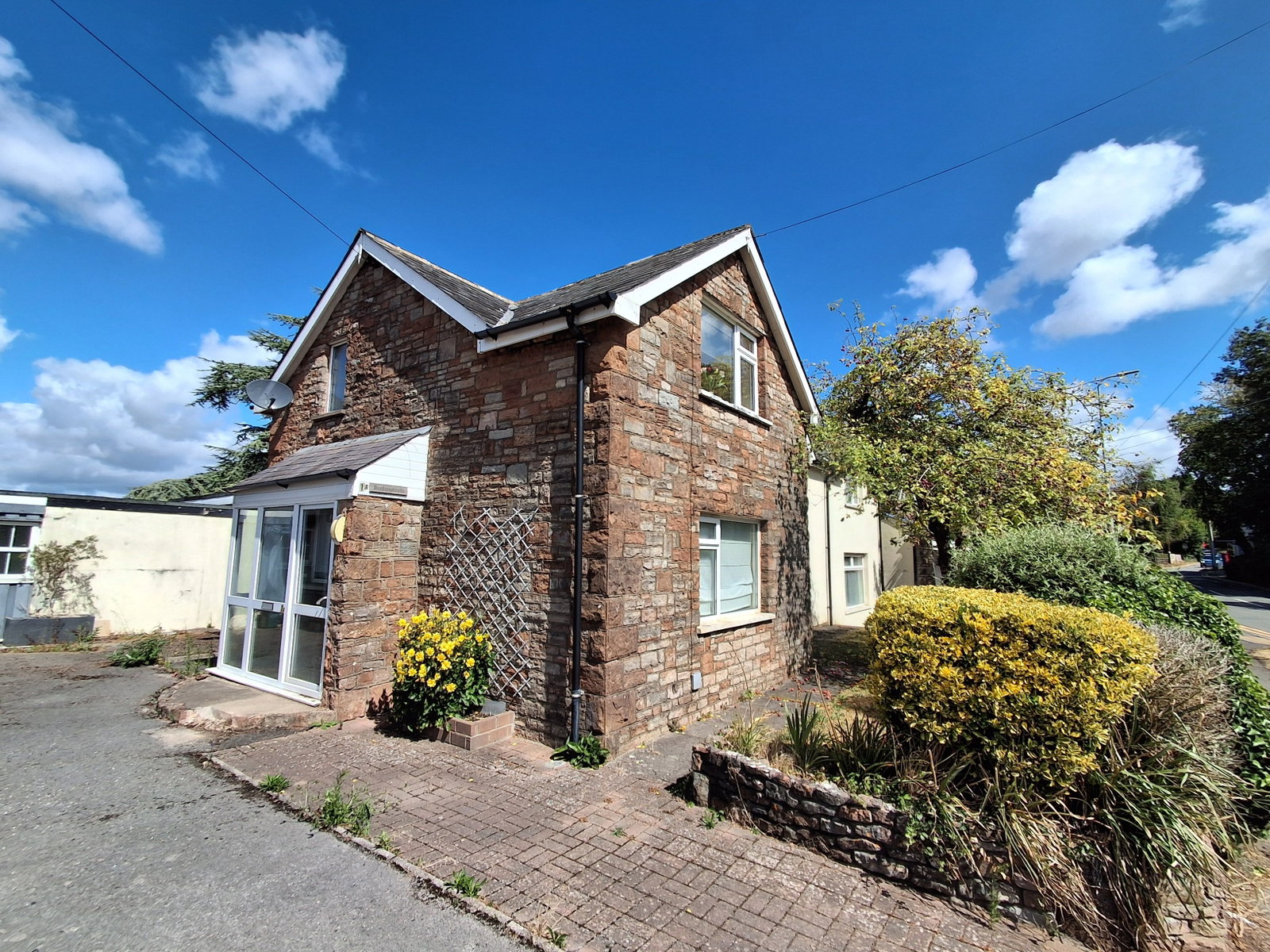 Bungalow in Sully