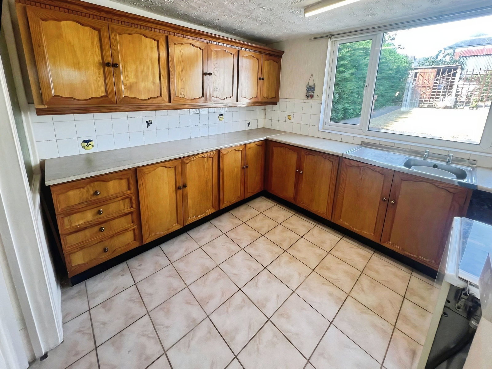 Semi Detached House in Kidderminster