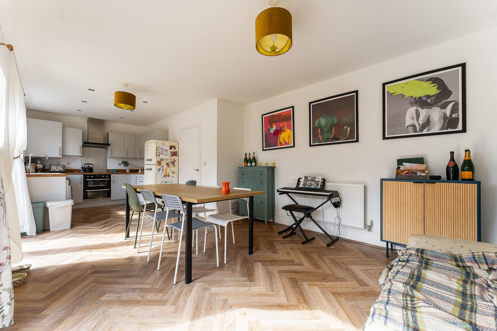 Detached House for sale in Salisbury, Melchester Road, Salisbury, SP2
