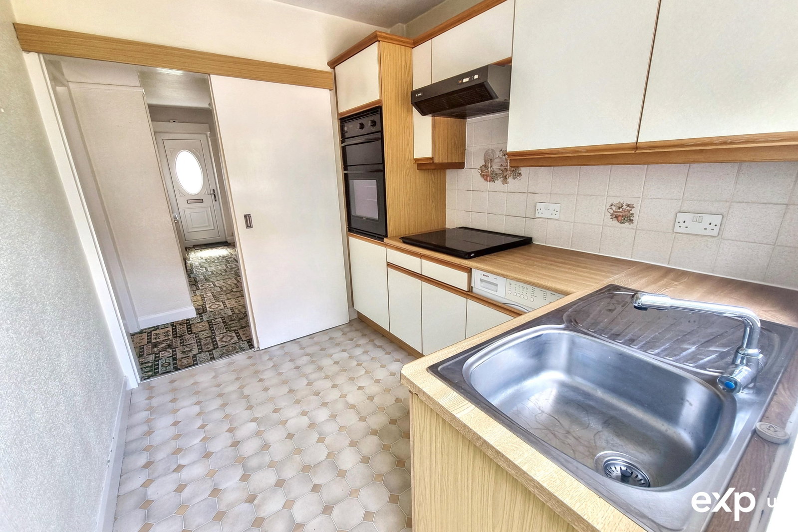 Semi Detached House in Newton Abbot
