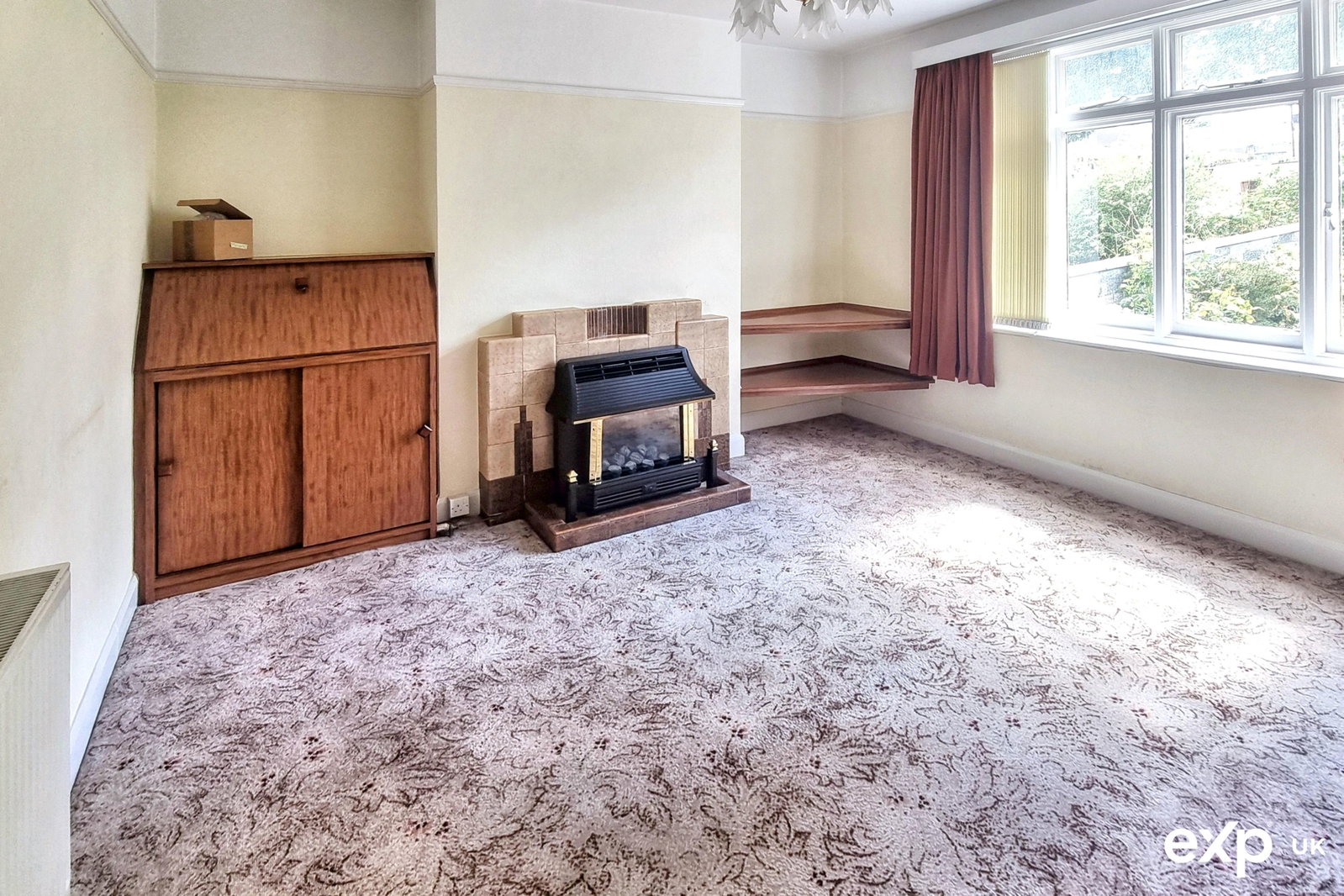 Semi Detached House in Newton Abbot