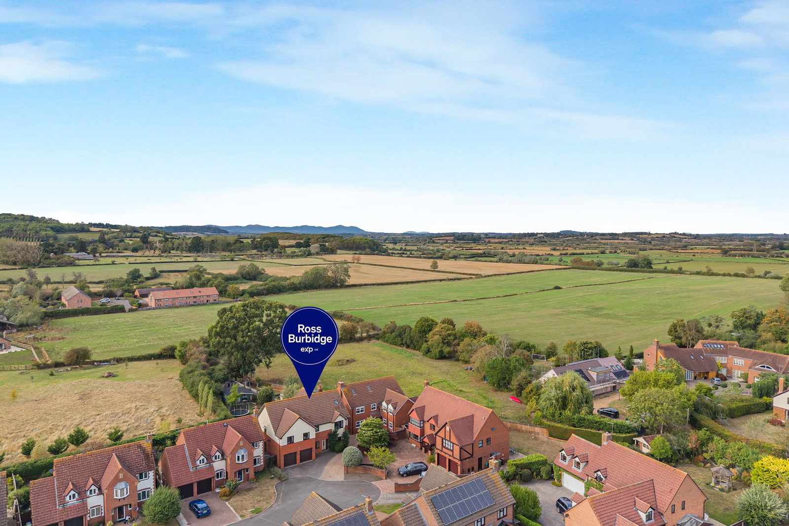Detached House for sale in Gloucester, Mandalay Drive, Norton, Gloucester, GL2