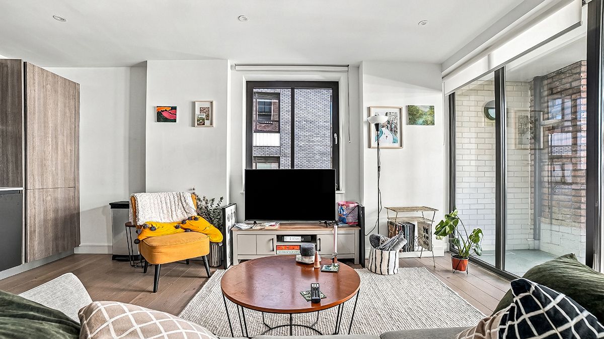Apartment for sale in London, Gorsuch Place, London, E2 8HU
