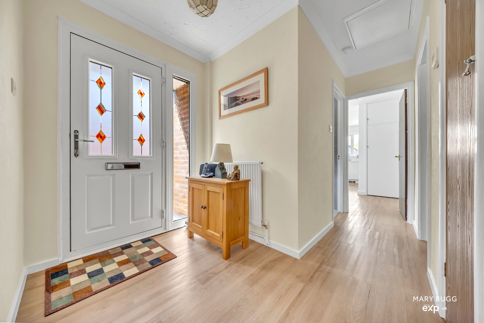 Semi Detached Bungalow in Chelmsford 2