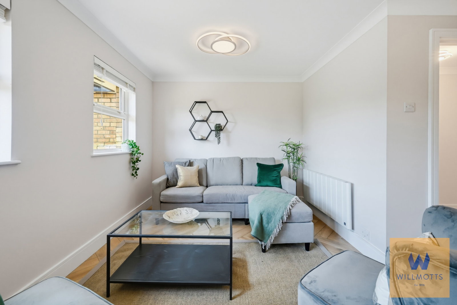 Flat for sale in London, Acton Lane, London, W4 5DF, 616 m²