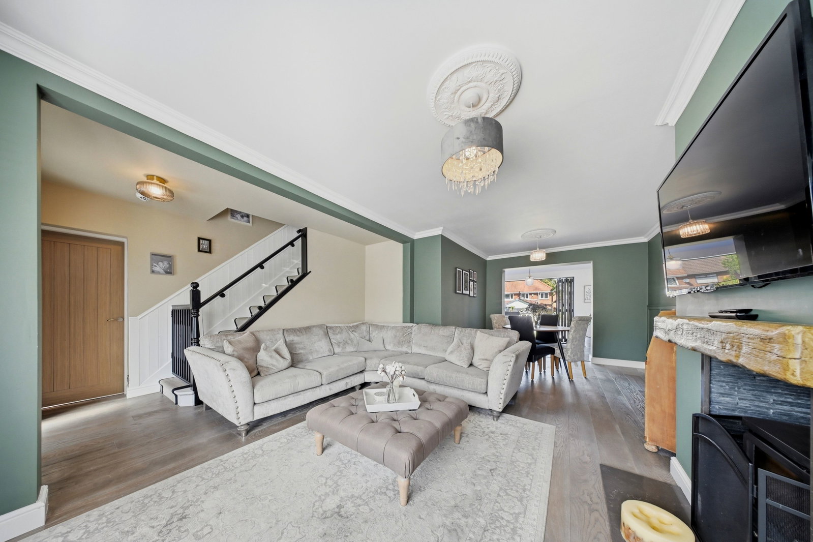 Semi Detached House in Manchester 3