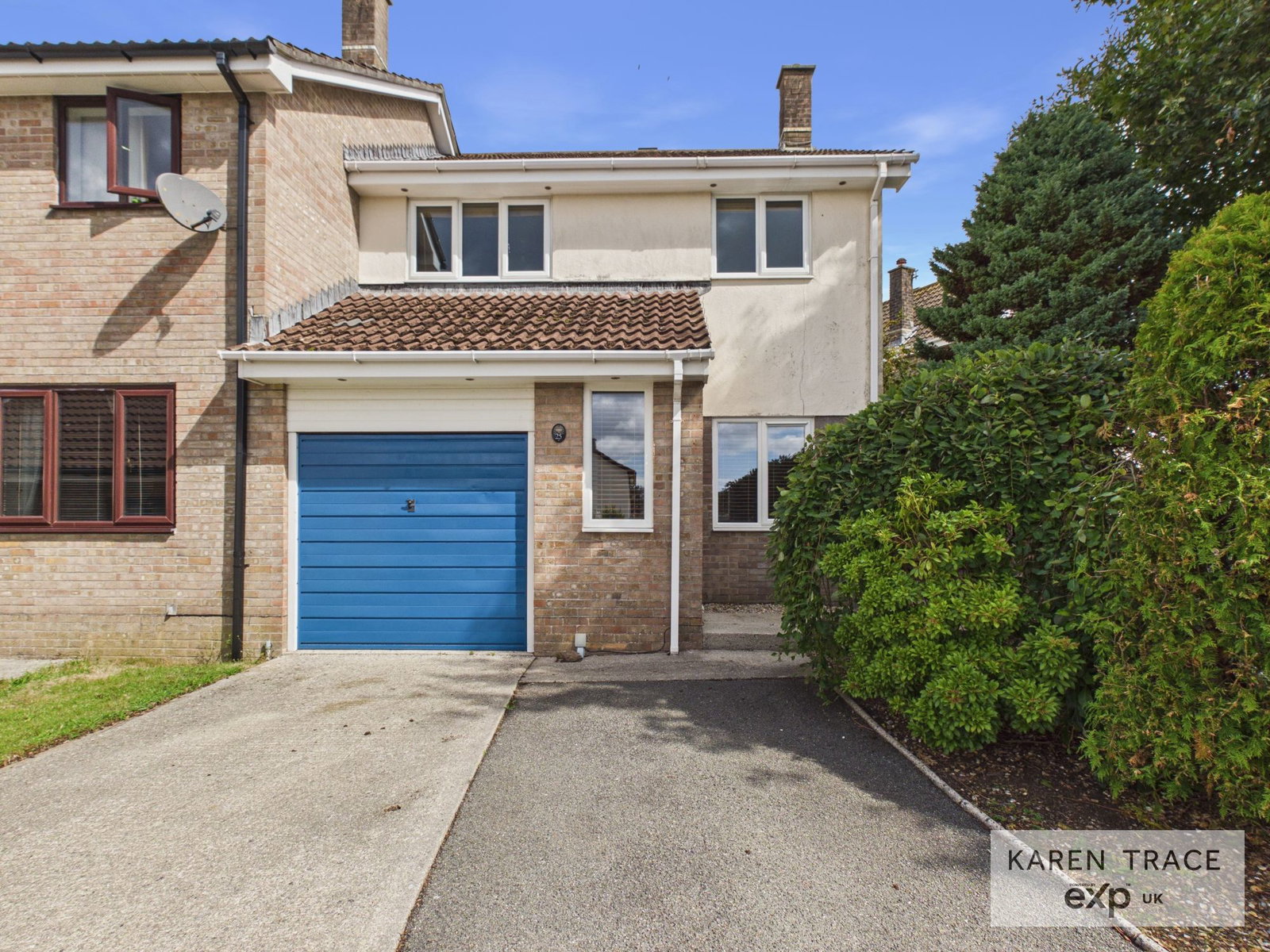 Semi Detached House for sale in St. Austell, Mayfield Close, Boscoppa, St Austell, PL25, 972 m²