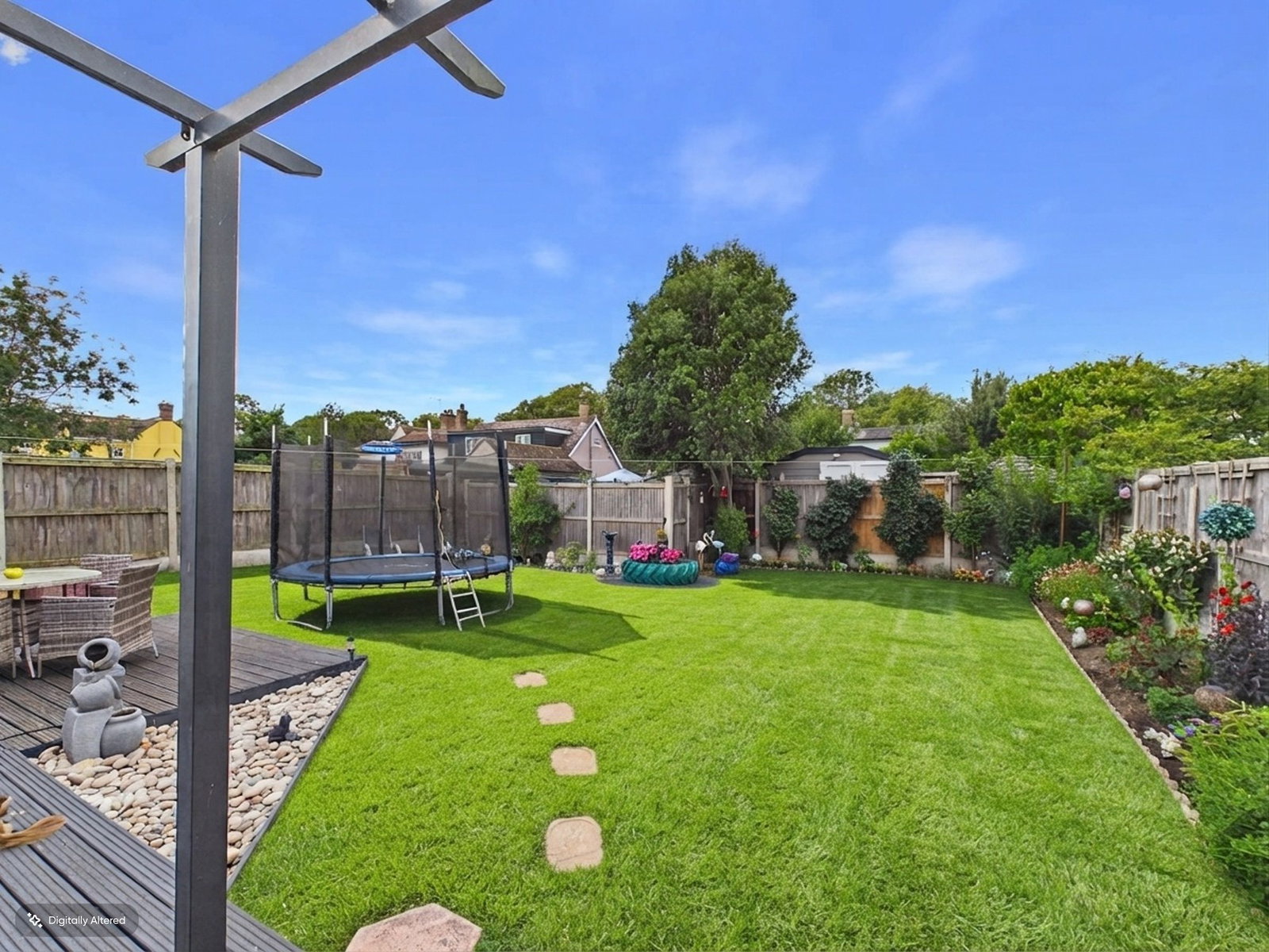 Semi Detached Bungalow in Clacton-on-sea 3