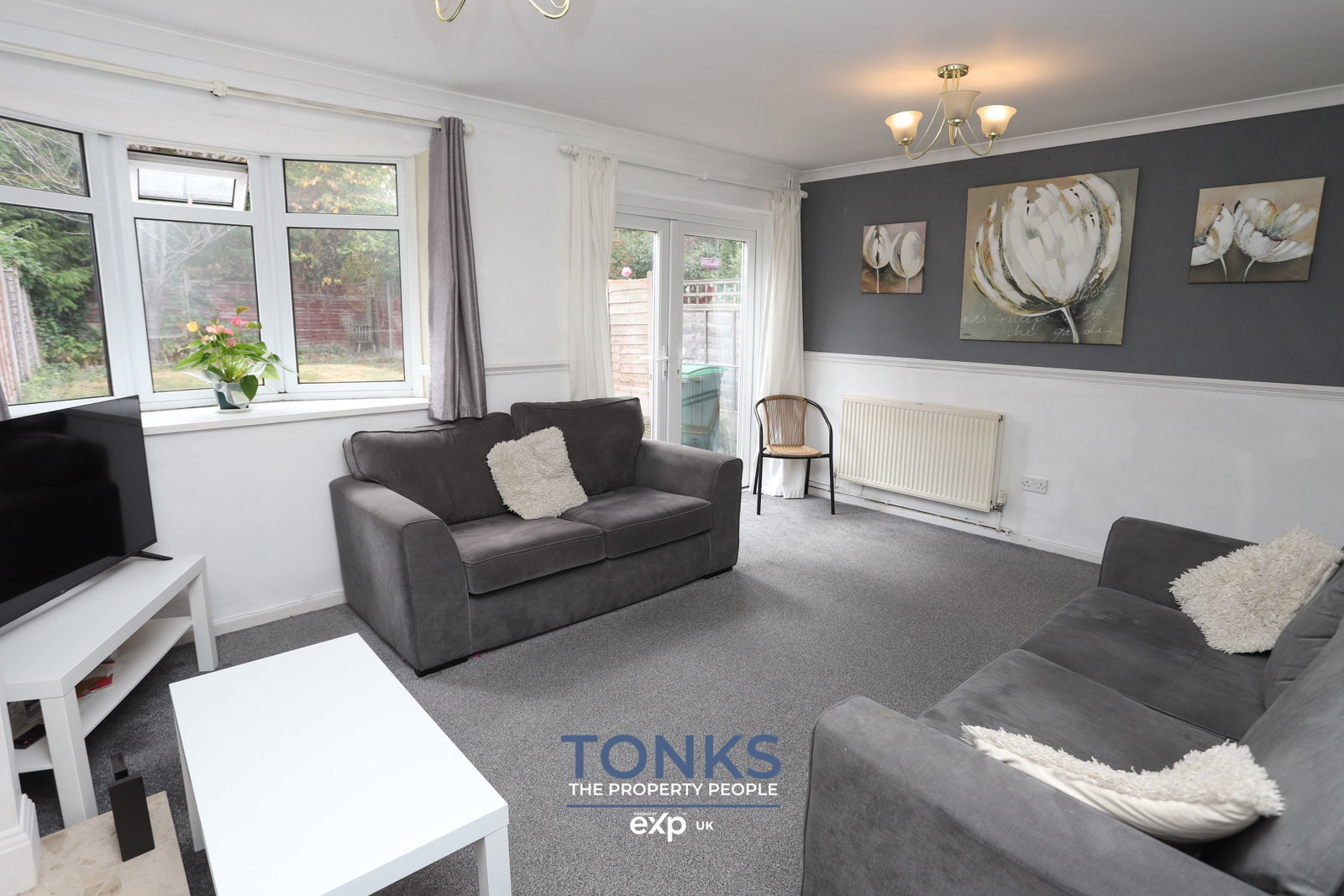 Semi Detached House for sale in Rowley Regis, Field View Drive, Rowley Regis, B65 0RH