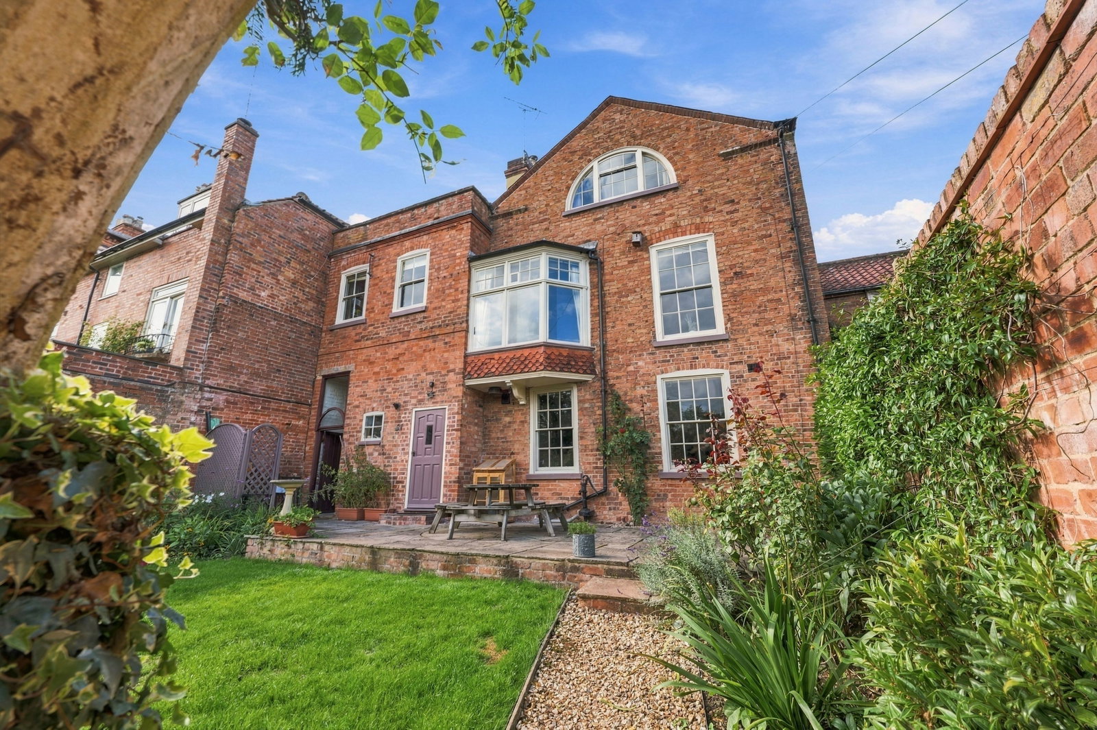 Town House for sale in Southwell, Grade II listed Georgian Townhouse, Westgate, Southwell, 2917 m²