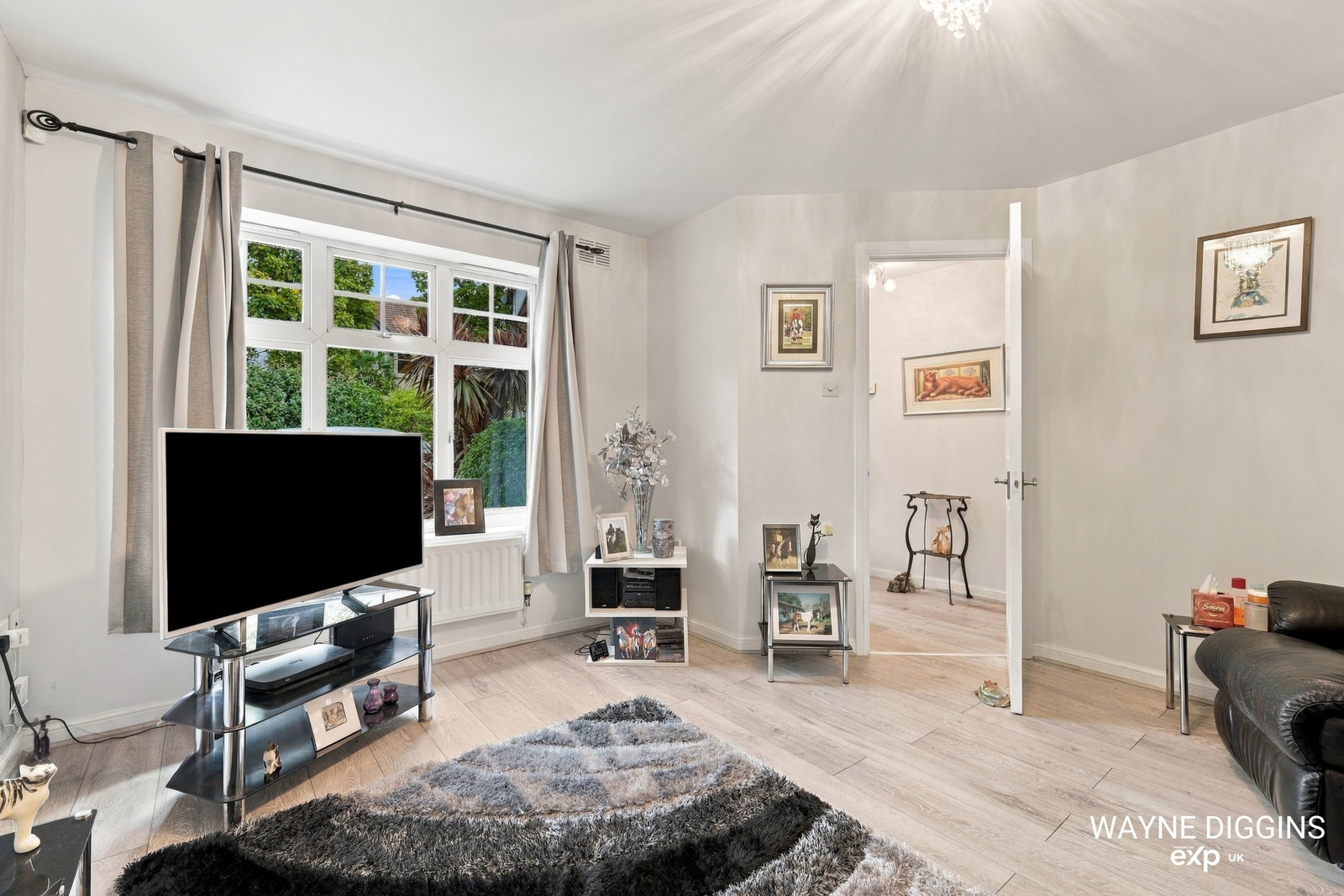 End Of Terrace House for sale in Grays, Newburgh Road, Grays, RM17 6UG