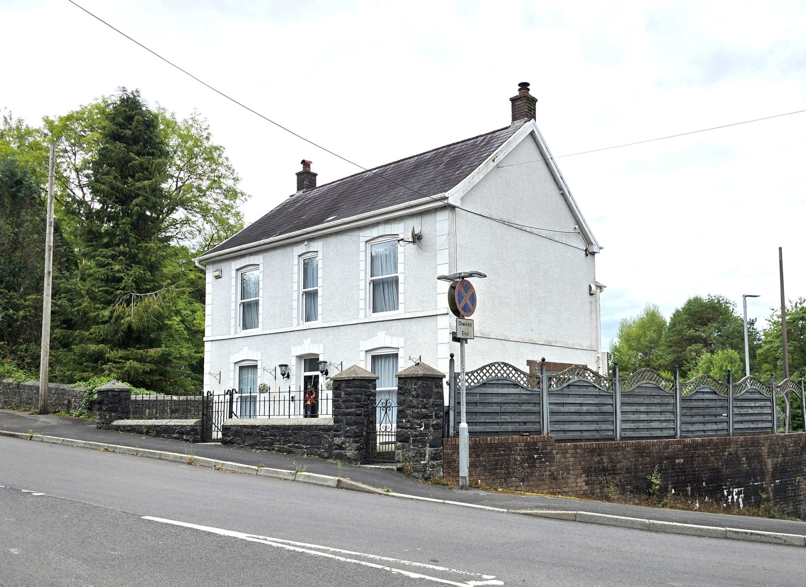 Detached House for sale in Swansea, Caerbont Farm, Brecon Road, Abercrave, Swansea