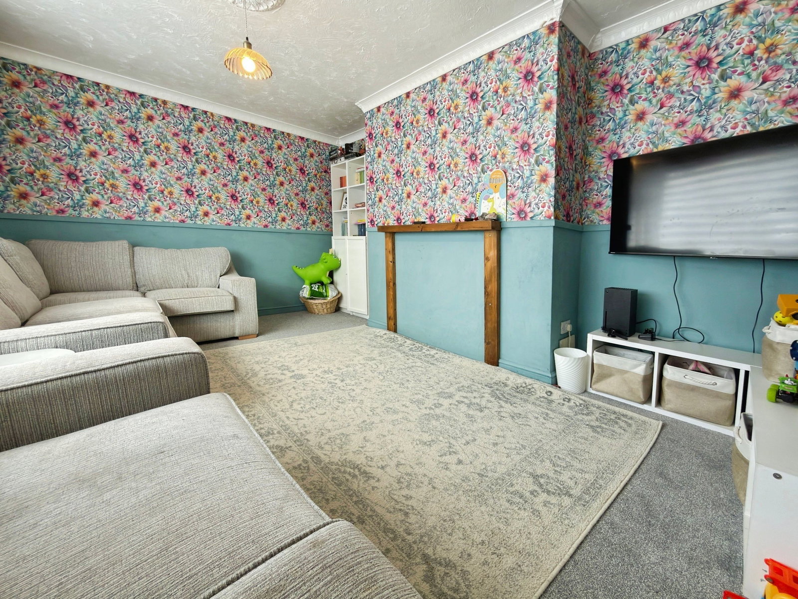 Semi Detached House in Swansea 3