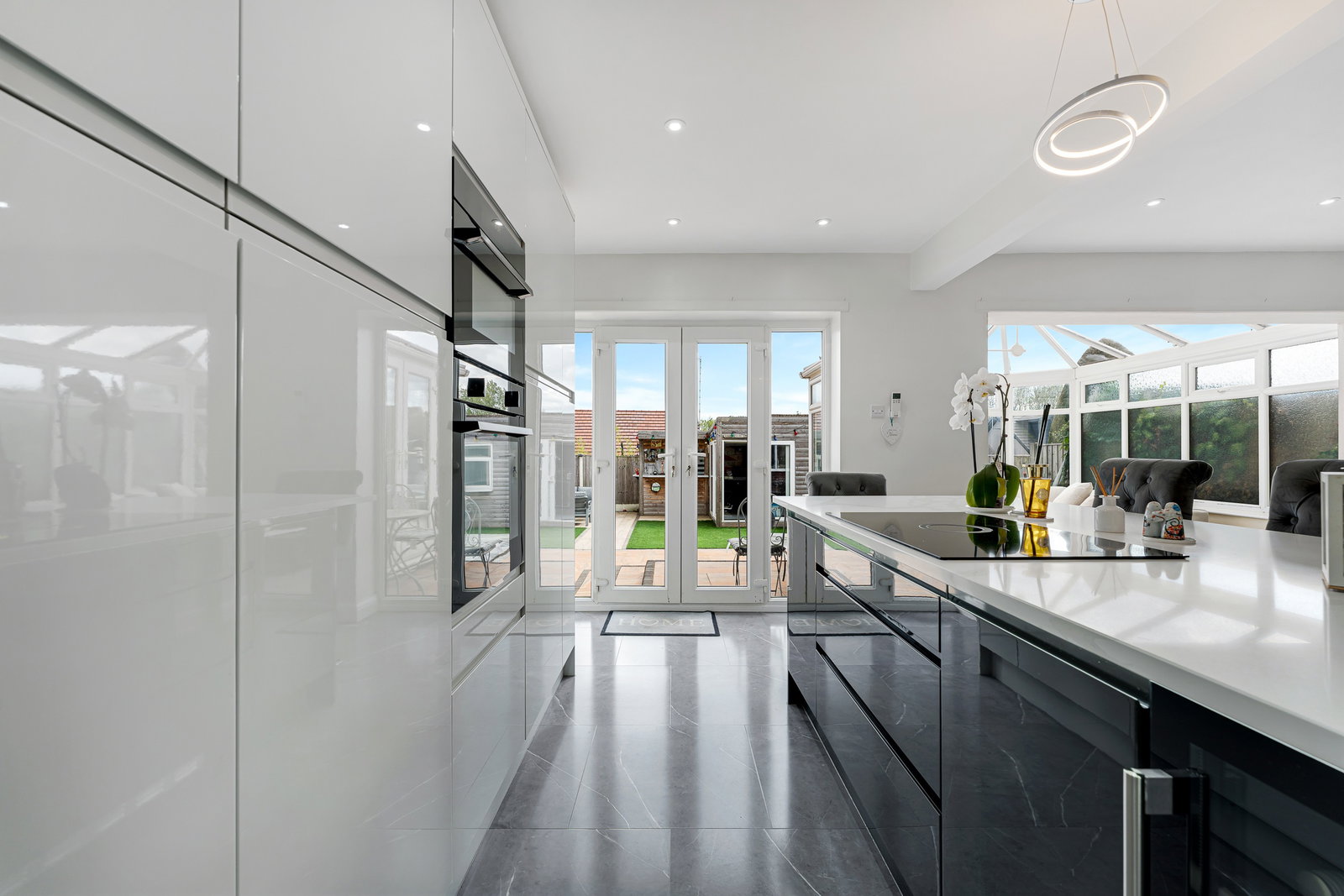 Semi Detached House for sale in Manchester, Rochford Avenue, Whitefield, Manchester, M45 7PQ, 1682 m²