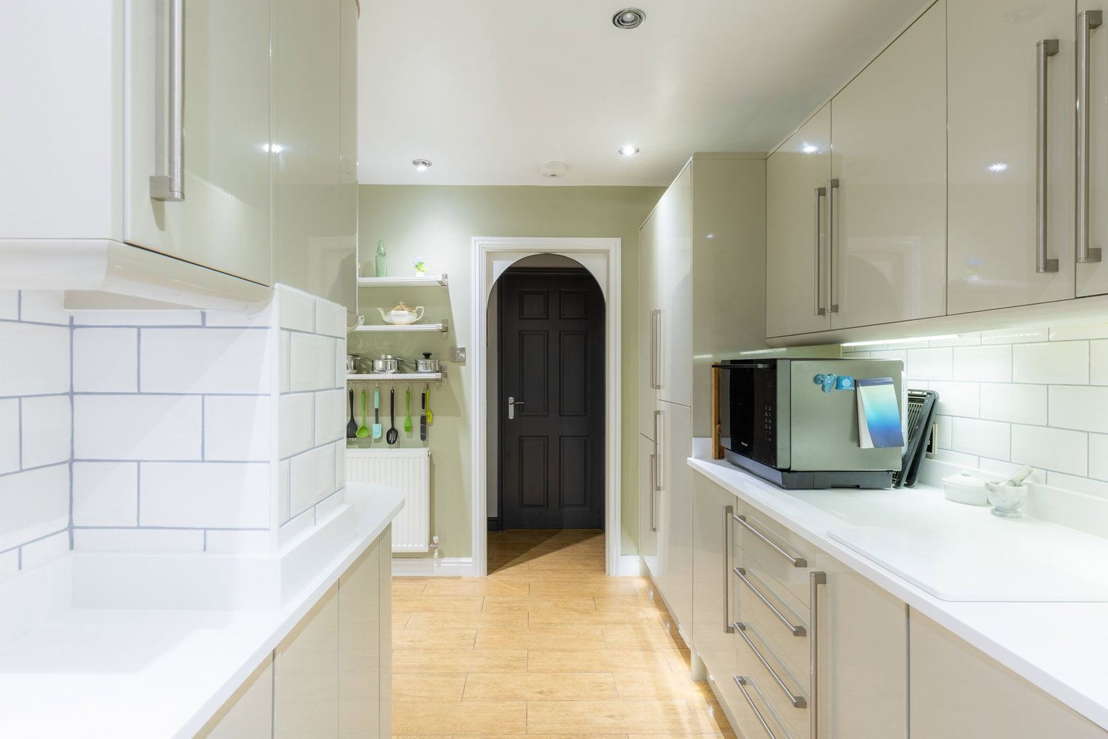 Bungalow for sale in Stourbridge, High Street, Wollaston, Stourbridge, DY8 4NY, 1282 m²