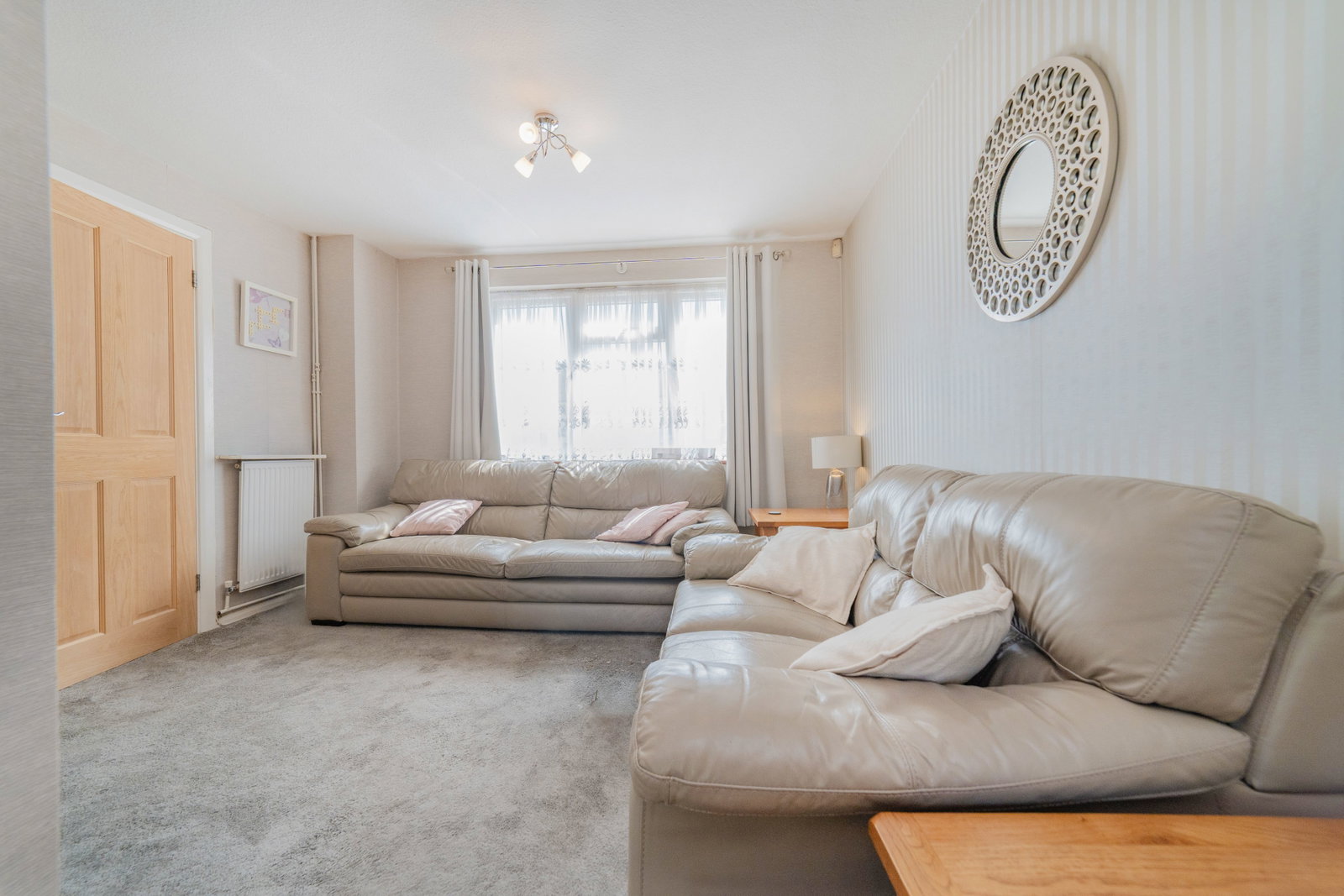 Semi Detached House in Orpington 2