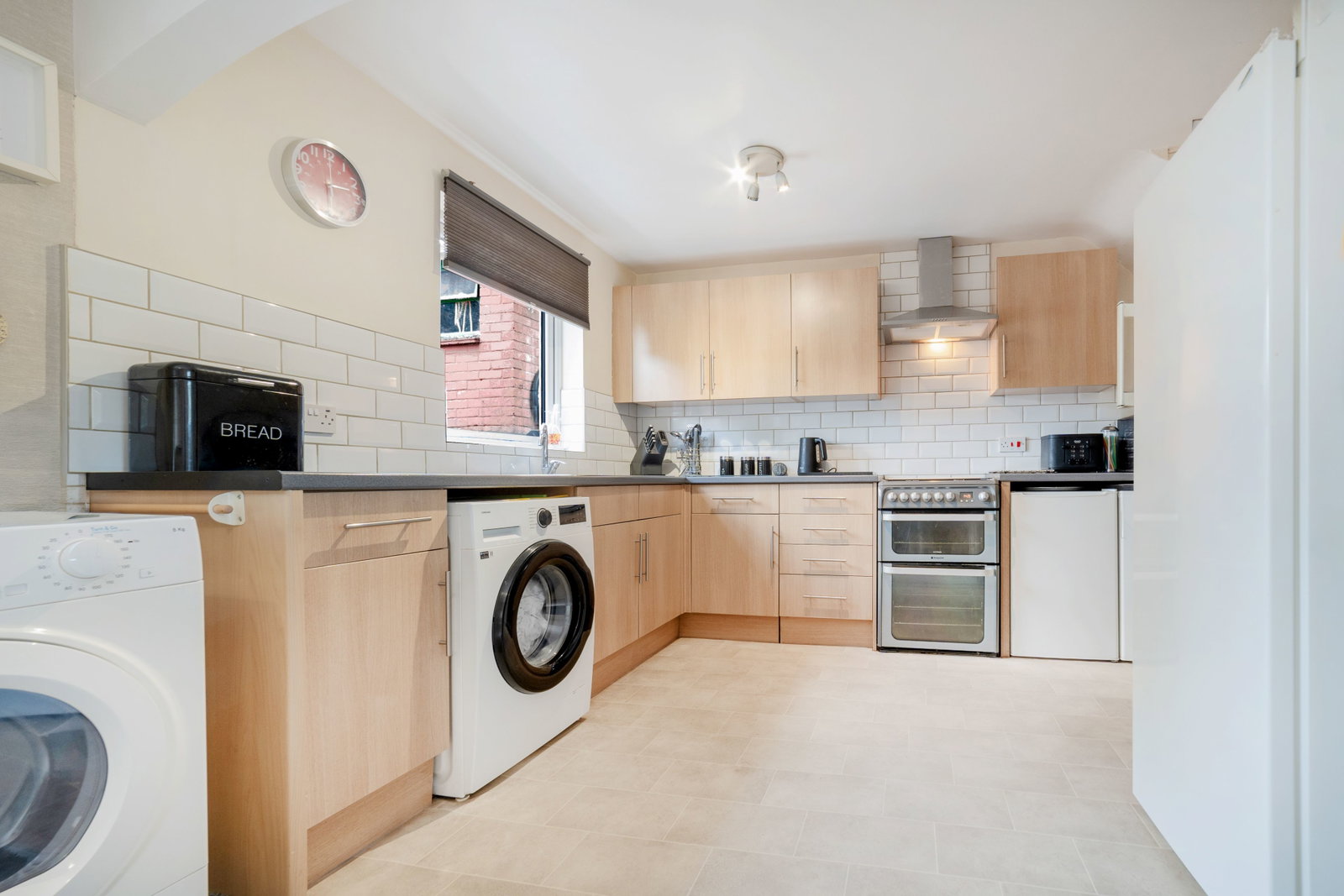 Semi Detached House in Orpington 3