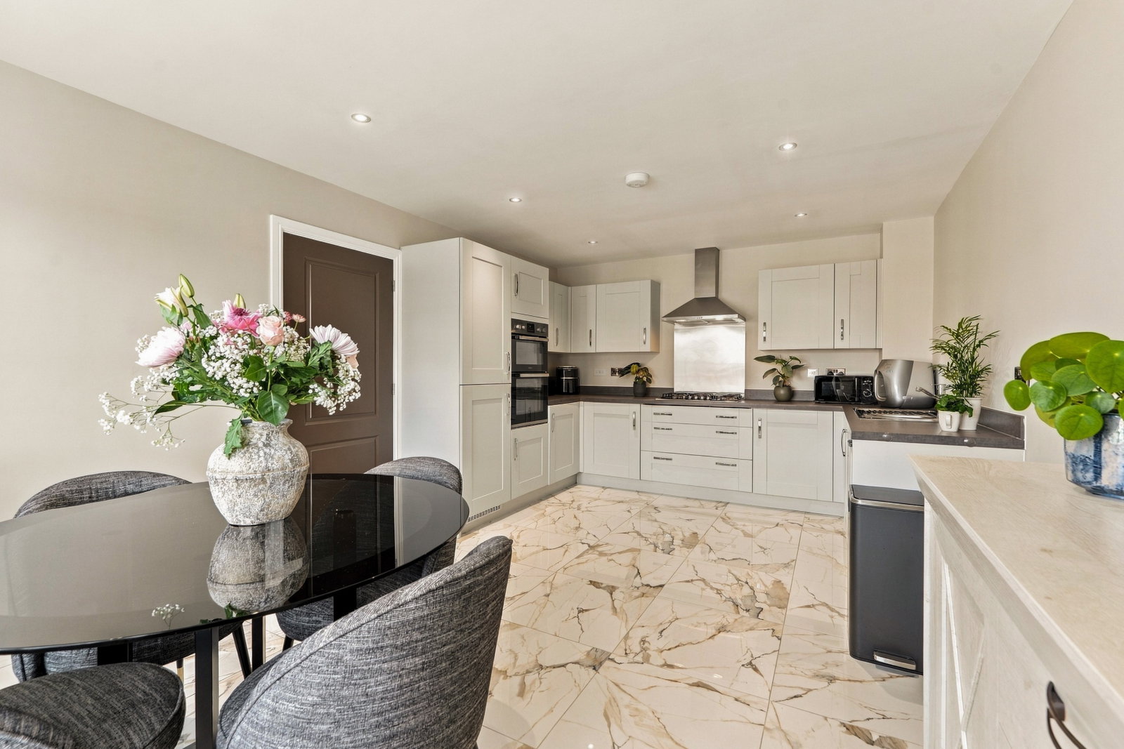 Detached House for sale in Congleton, Lavinia Close, Somerford, Congleton, Cheshire, CW12 4YU, 1278 m²