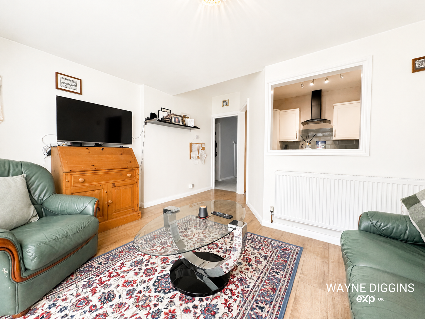 Flat in Grays 3