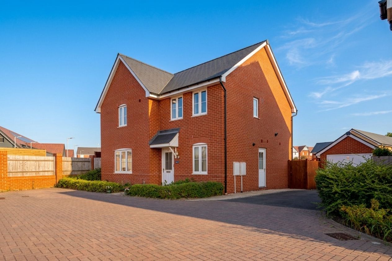 Detached House in Harlow