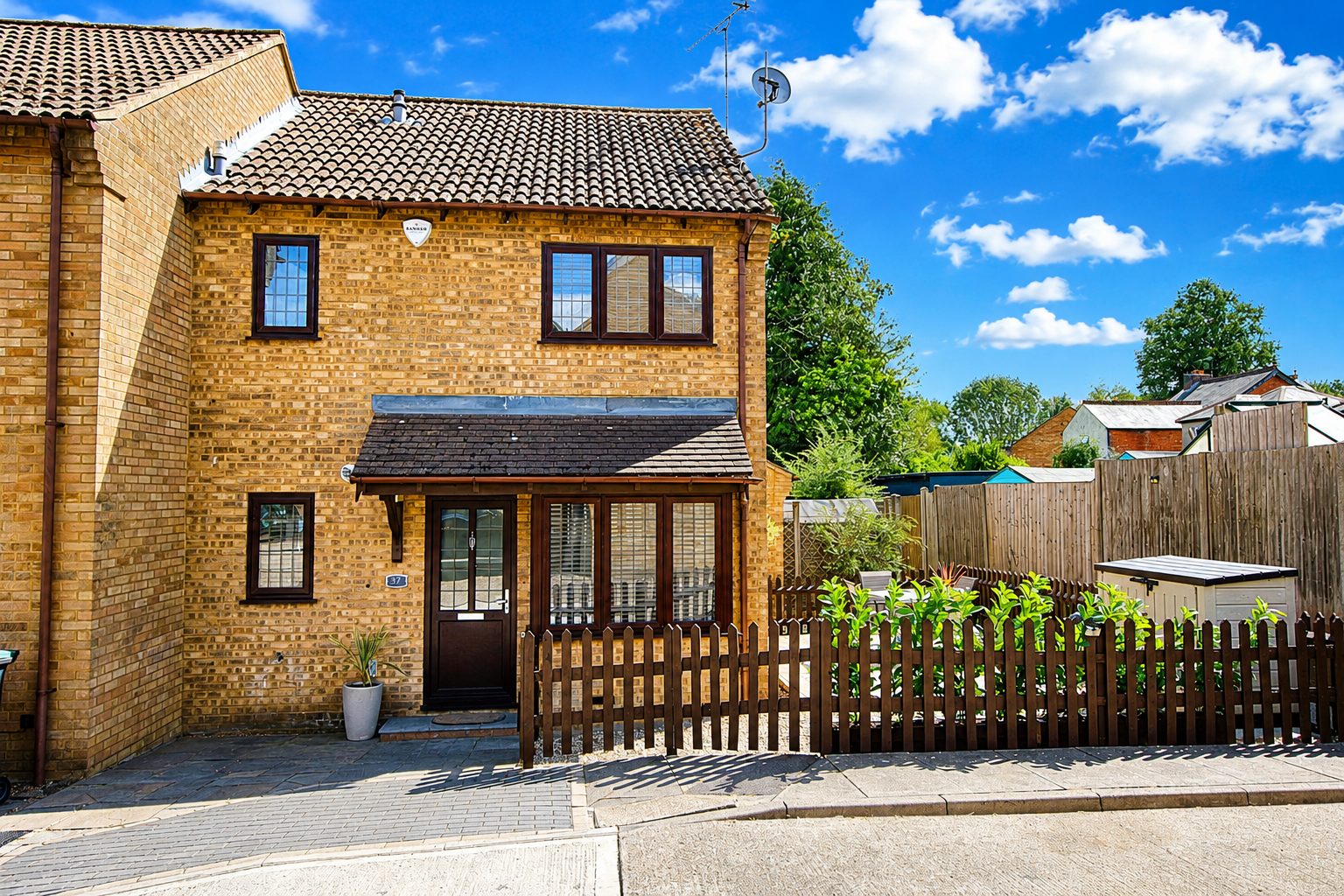 End Of Terrace House in Abbots Langley 2