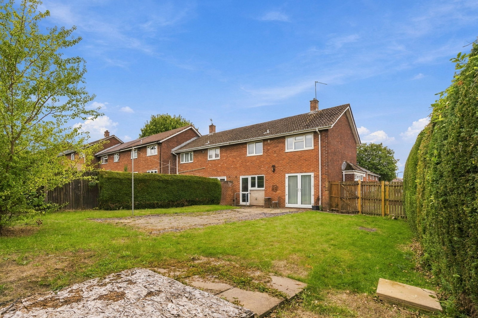 End Of Terrace House for sale in Cwmbran, Dynevor Close, Llanyravon, Cwmbran, NP44 8RG