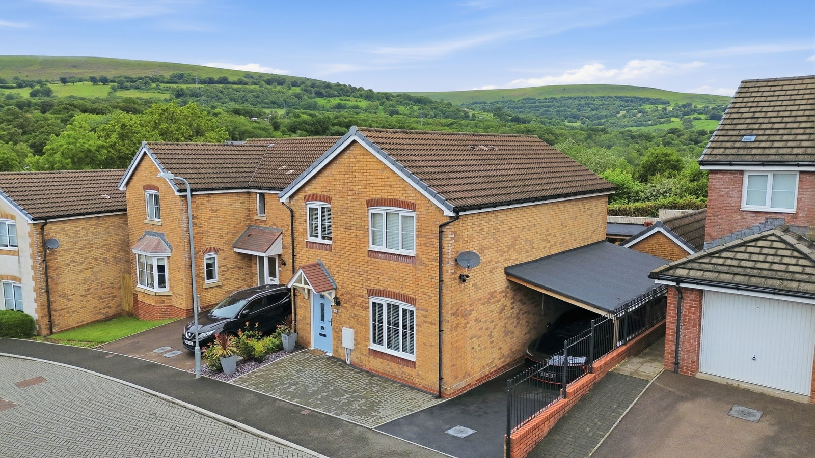 Detached House for sale in Cwmbran, Cwrt Celyn, St. Dials, Cwmbran, NP44 3FE