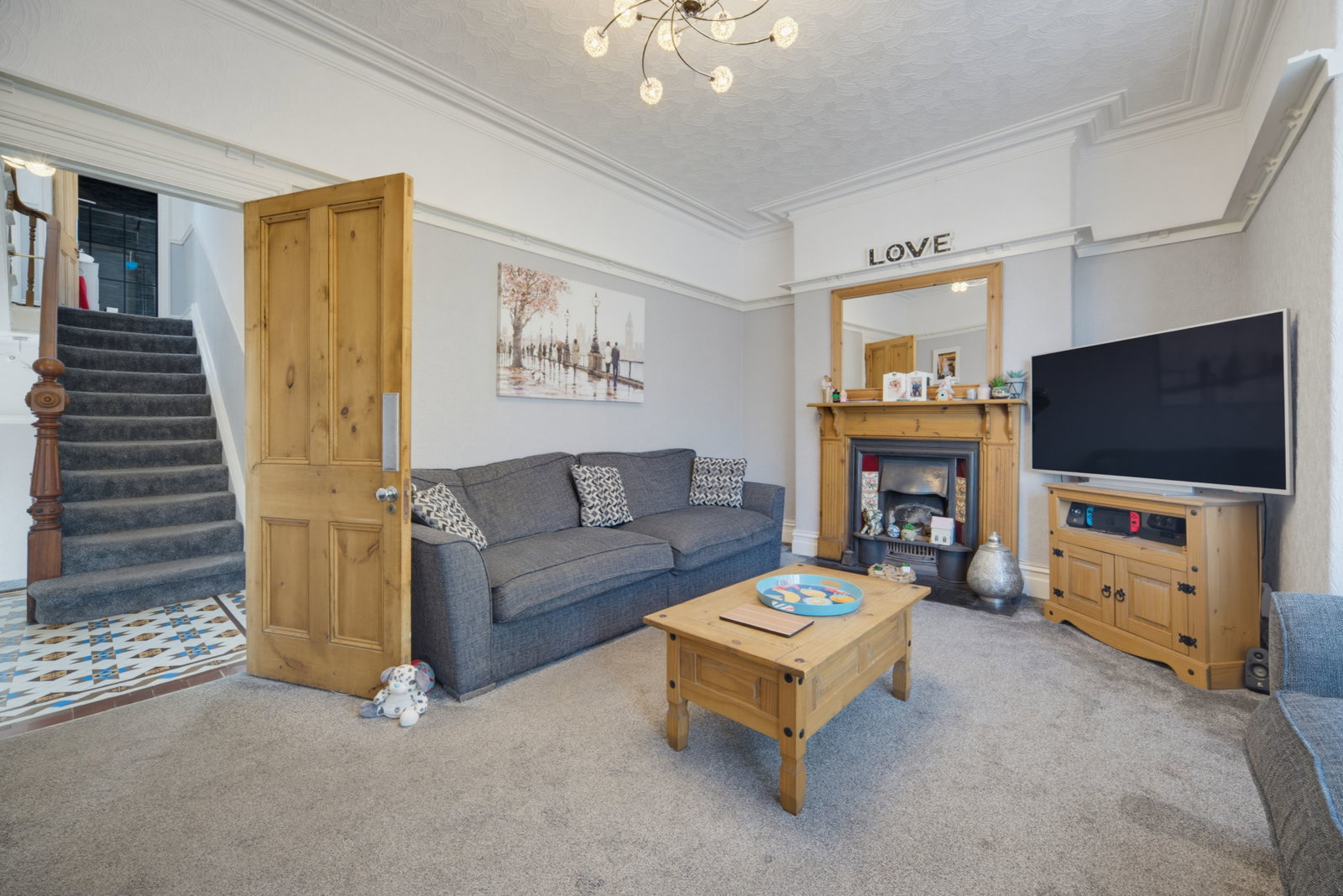 Semi Detached House in Swansea 4