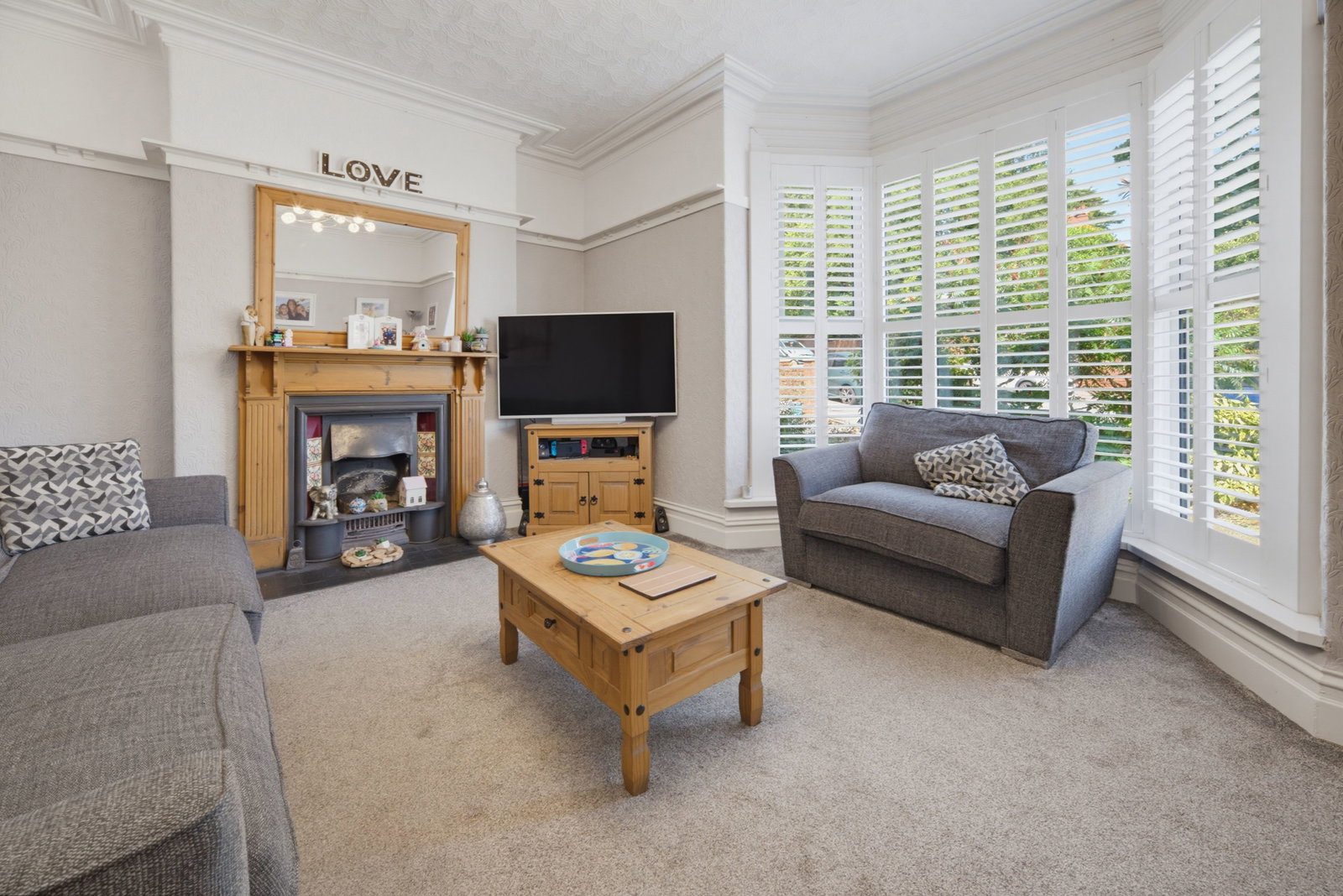 Semi Detached House in Swansea 3