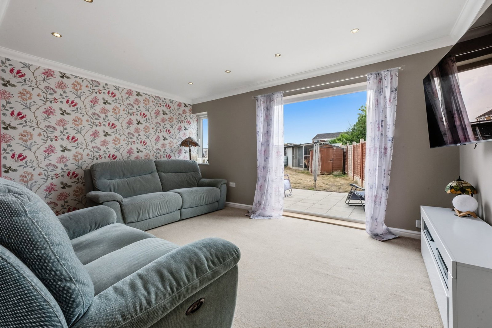 Semi Detached House for sale in Sittingbourne, The Street, Lower Halstow, Sittingbourne, ME9 7DP