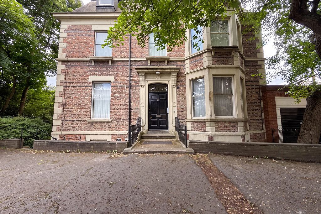 Semi Detached House in Newcastle Upon Tyne