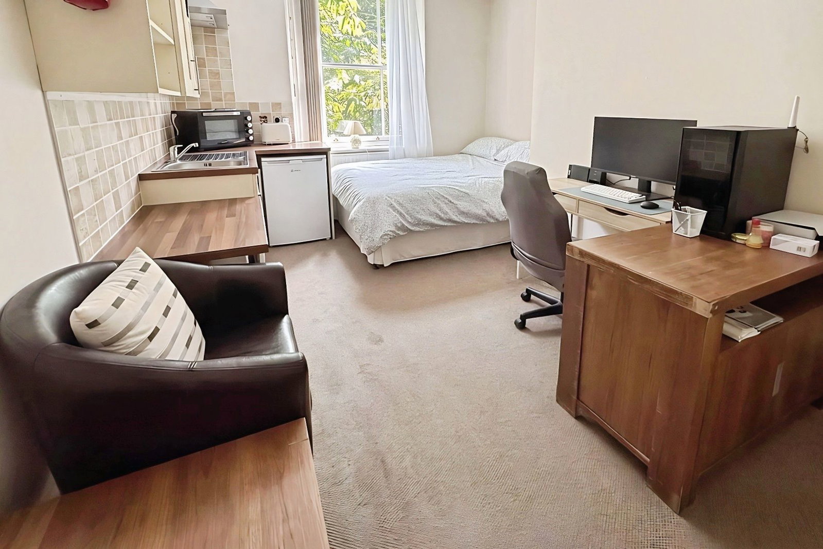 Semi Detached House for sale in Newcastle Upon Tyne, Clayton Road, Newcastle Upon Tyne, NE2 4RP, 4886 m²