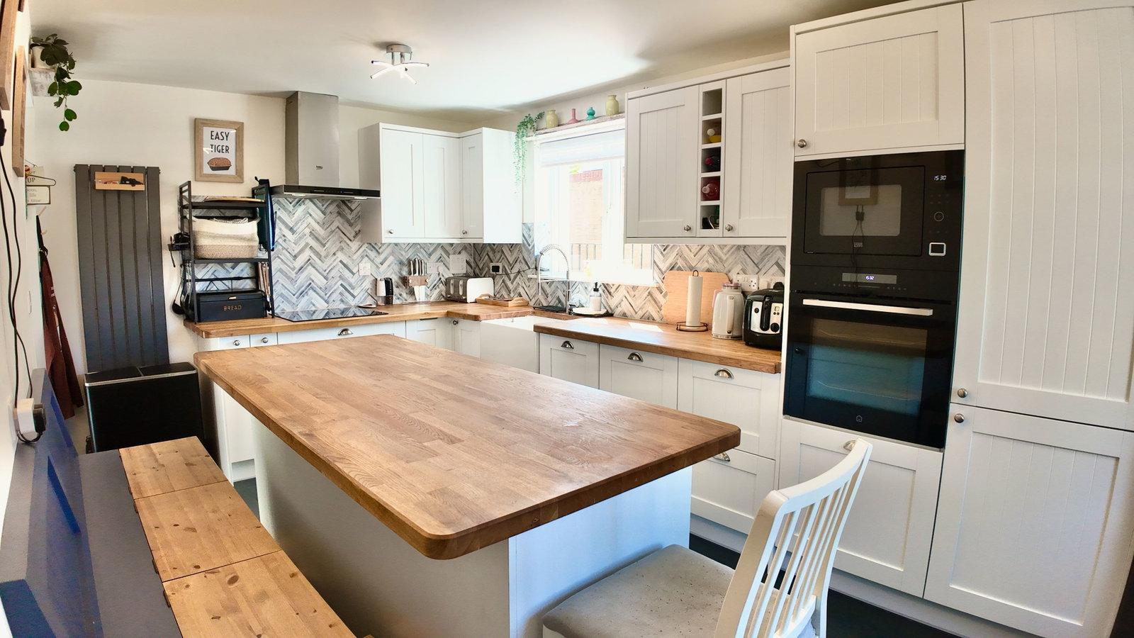 Detached House in Hengoed 2