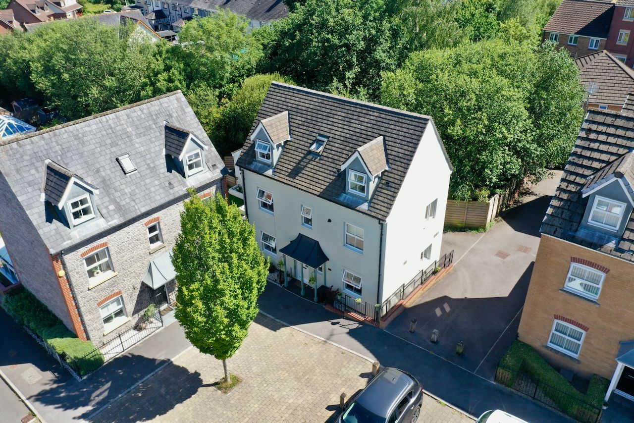 Detached House for sale in Hengoed, Griffin Drive, Penallta, CF82, 1163 m²