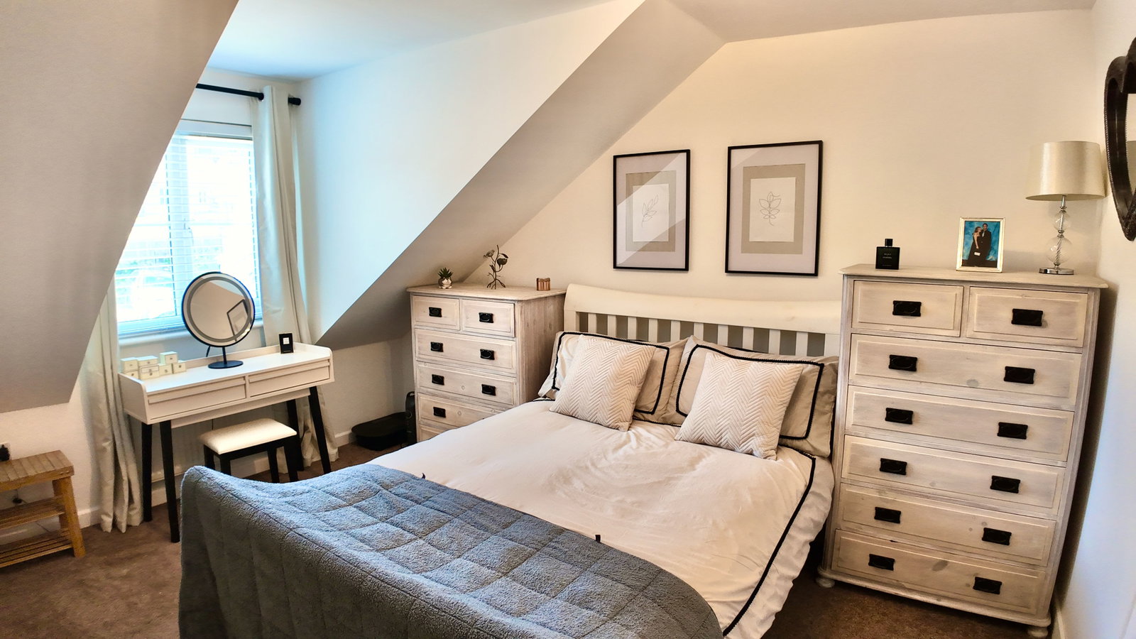 Detached House in Newport 5