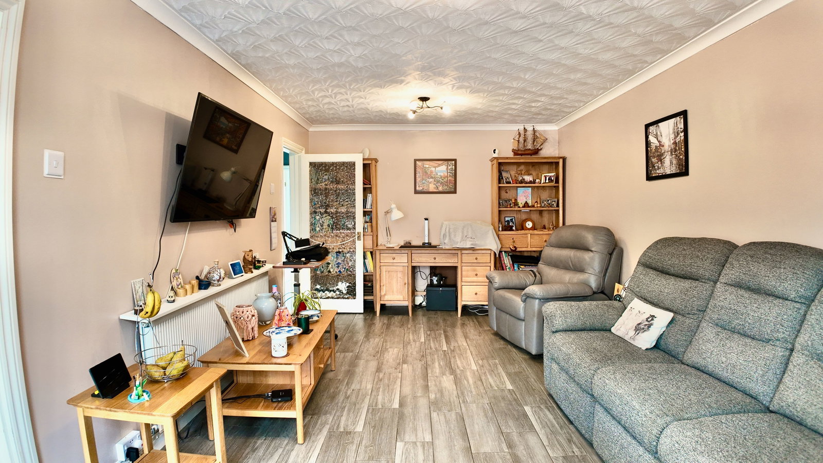 Semi Detached Bungalow for sale in Newport, Woodland Drive, Crumlin, NP11, 592 m²
