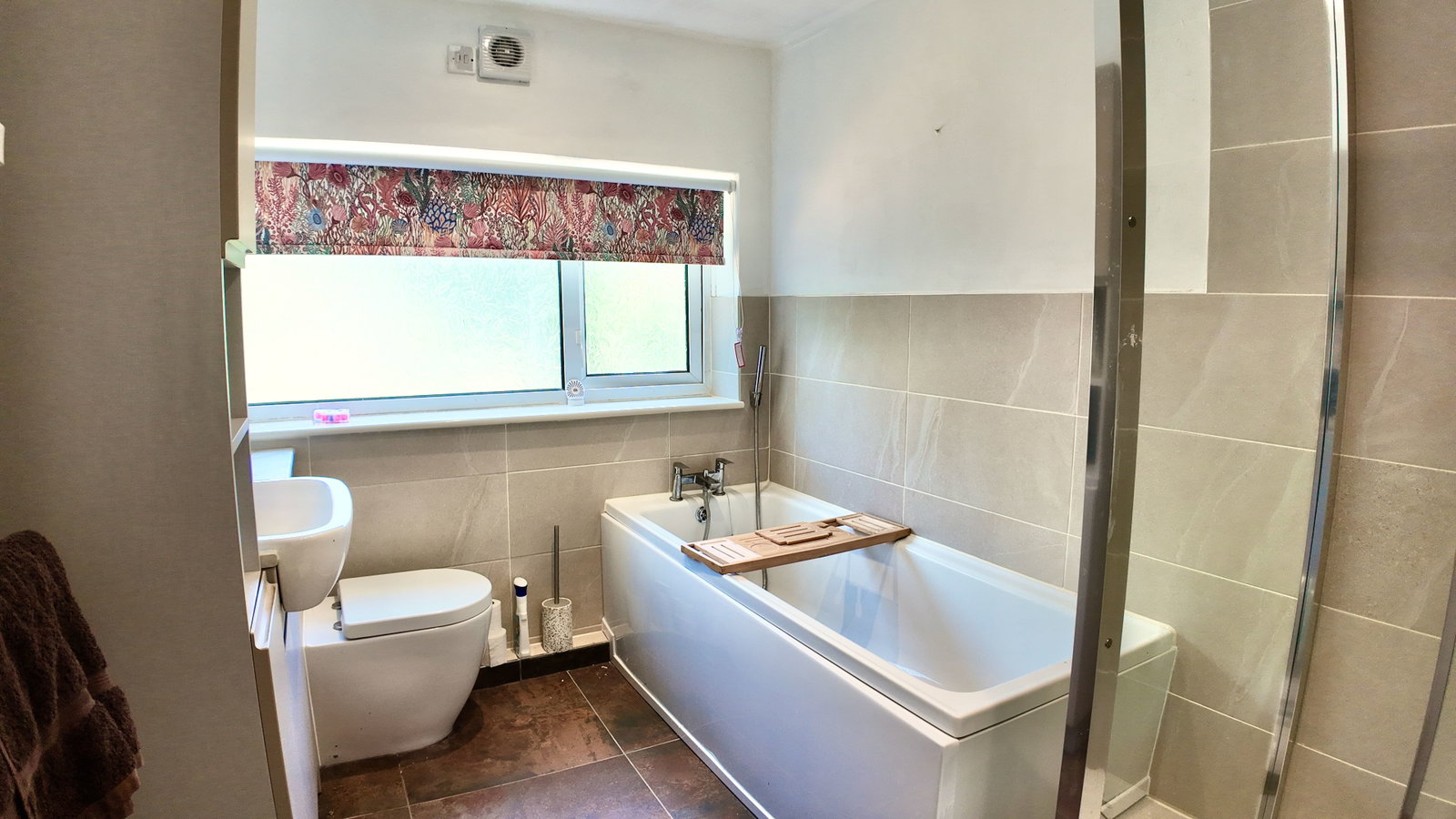 Terraced House for sale in Newport, Ty Brachty Terrace, Crumlin, NP11, 1130 m²