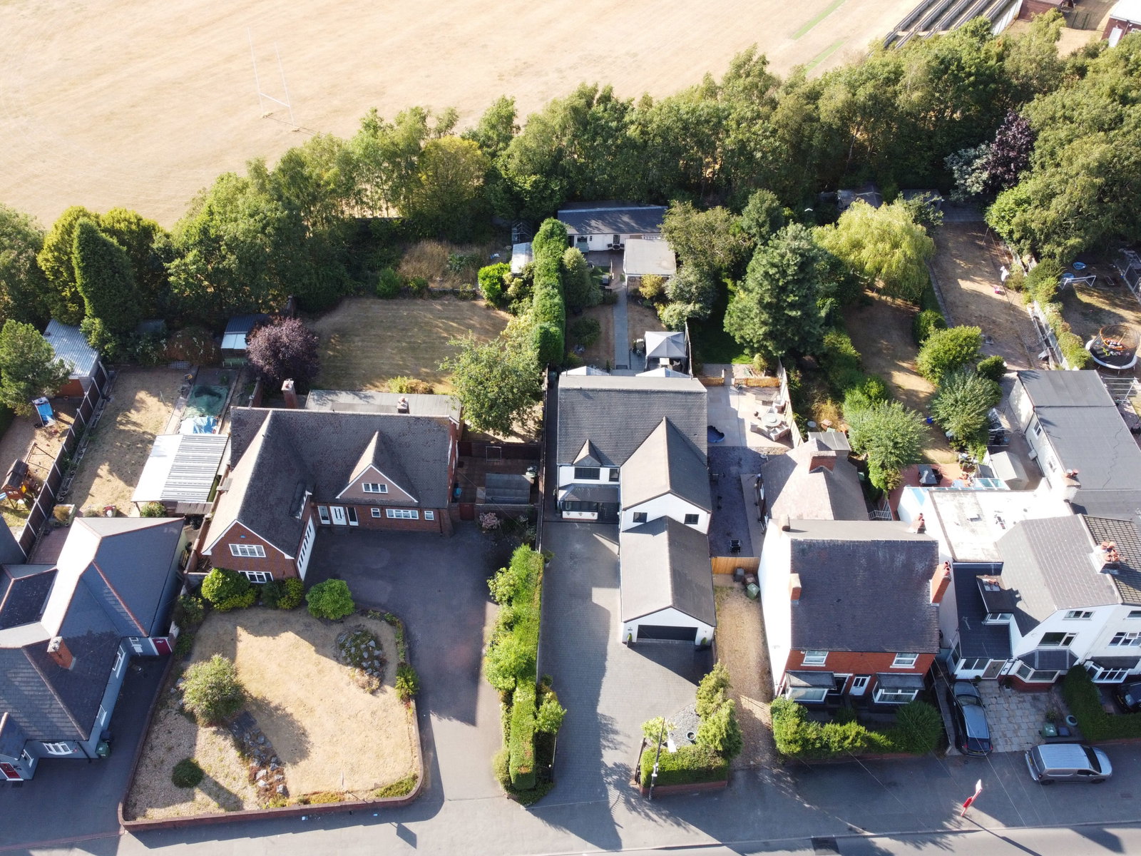 Detached House in Walsall 3