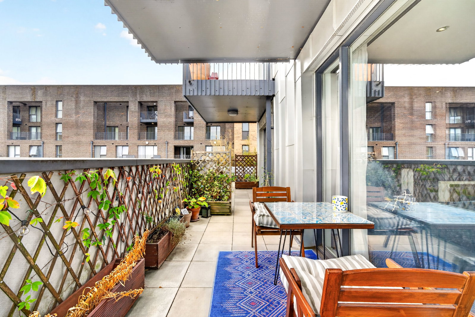 Flat for sale in London, Bolinder Way, London, E3 3UA, 812 m²