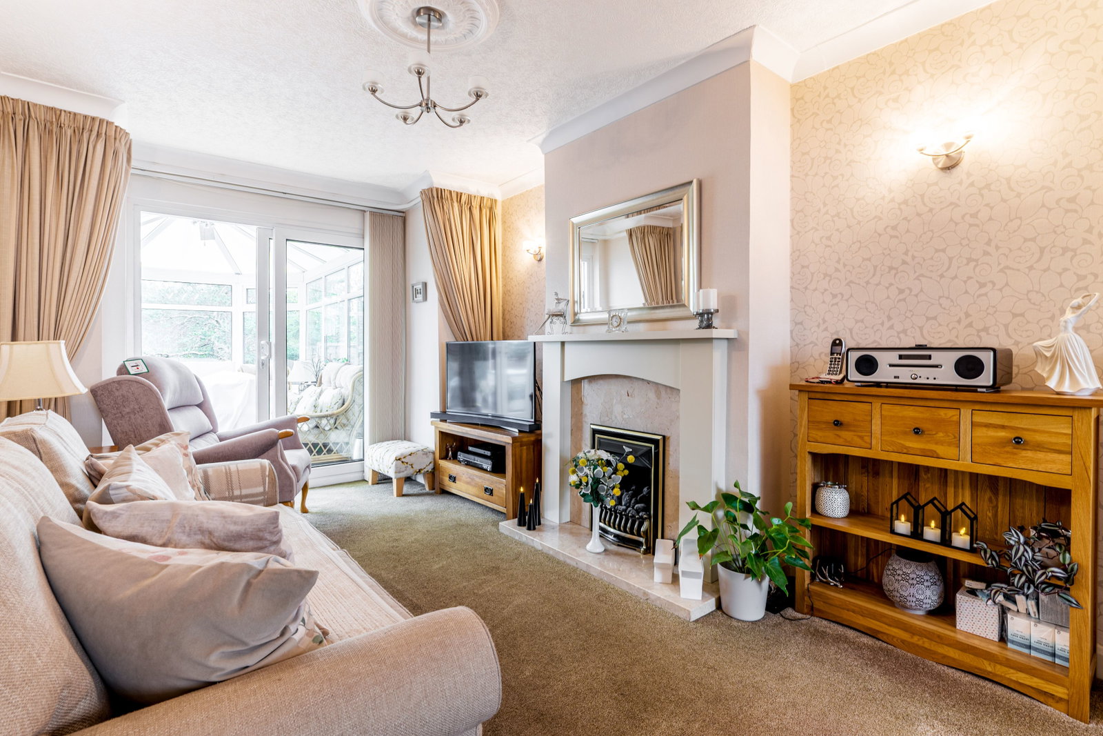 Semi Detached House for sale in Birmingham, Sunnymead Road, Birmingham, B26 1LS, 1216 m²