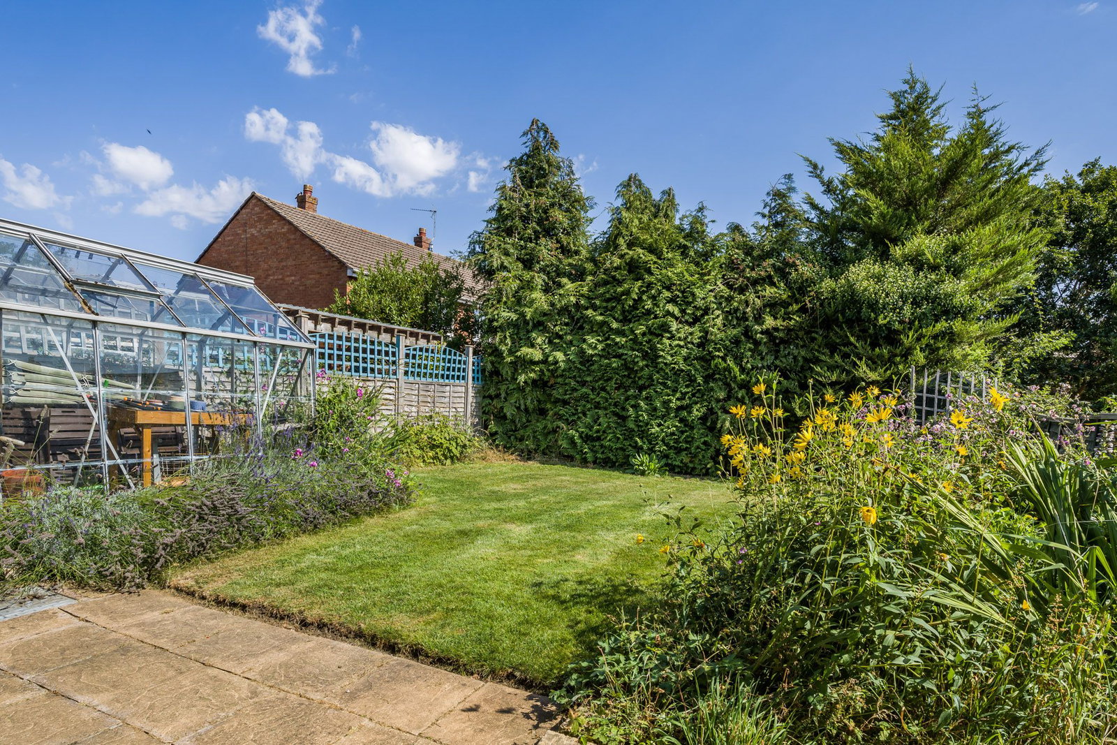 Semi Detached House for sale in Cheltenham, Barton Way, Up Hatherley, Cheltenham, GL51, 1092 m²