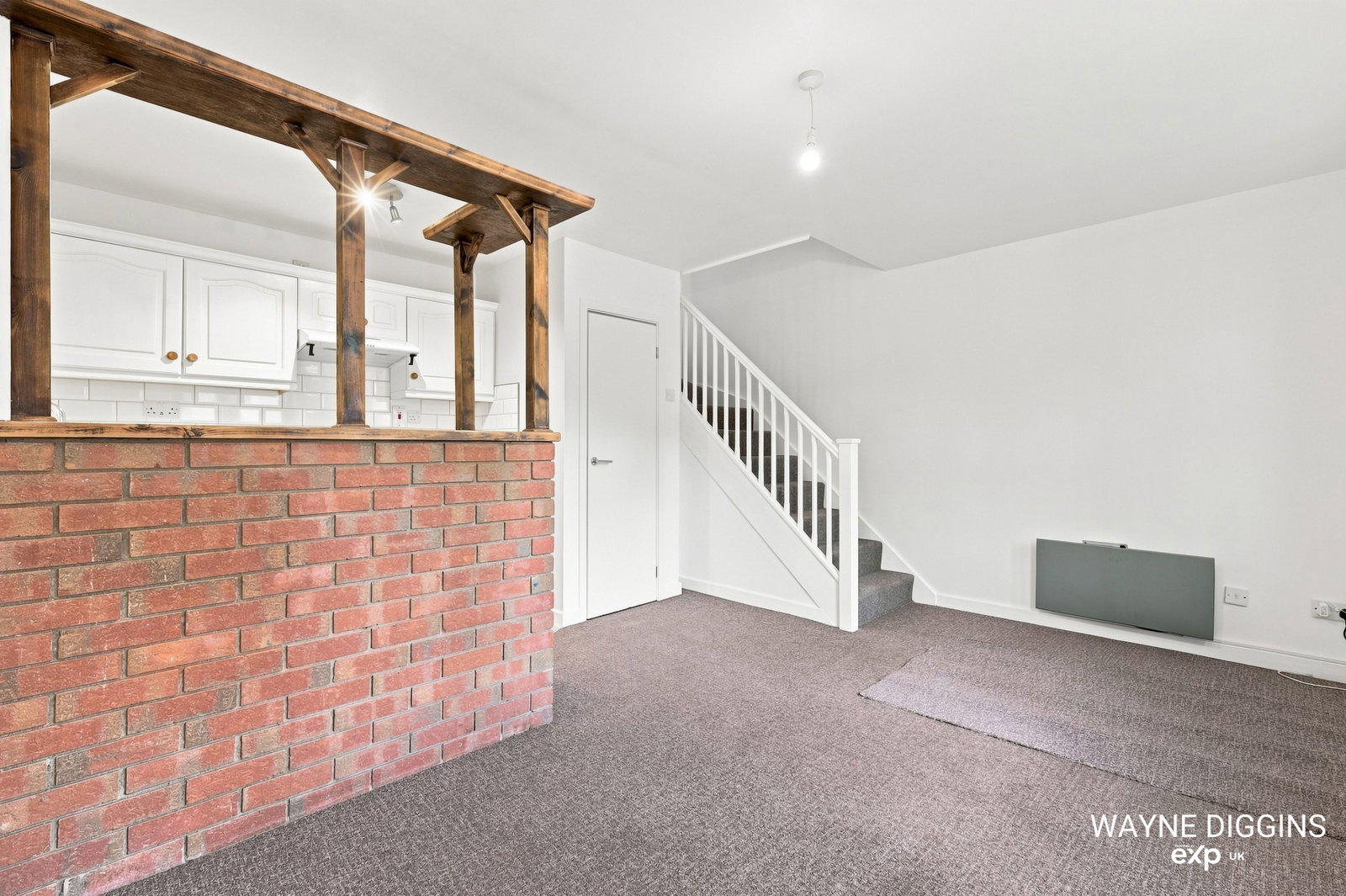 Terraced House in South Ockendon 3