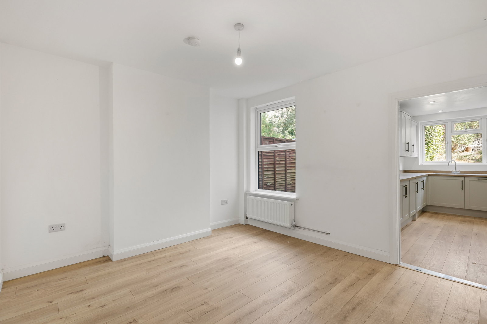 Semi Detached House for sale in Colchester, Ipswich Road, Colchester, CO4 0EQ, 892 m²